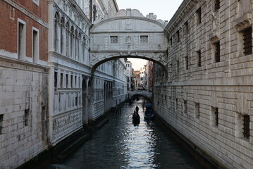 bridge of sighs city