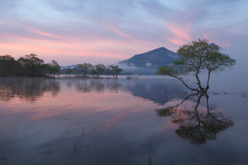 桧原湖の朝
