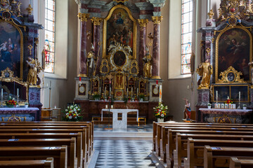 Fototapeta na wymiar Parish church of,Wiesing in the Inntal valley, Tyrol, Austria, Europe