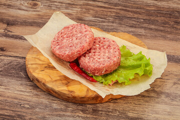 Raw beef cutlet for burger