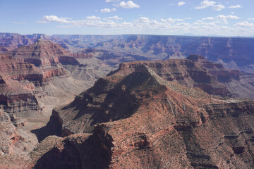 Fototapeta na wymiar Overlooking the beautiful Grand Canyon