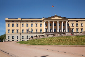 Fototapeta na wymiar Royal Palace in Oslo. Norway