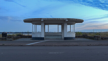 Sunset with bus shelter in Netley Weston Shore