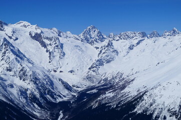 mountain landscape, forest, snow, skiing, stones, rocks