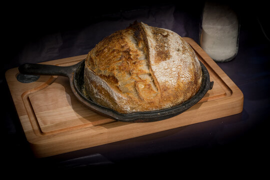 classic sourdough bread with organic flours and artisanal elaboration
