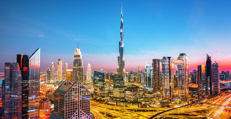 Fototapeta premium Dubai city center skyline with luxury skyscrapers, United Arab Emirates