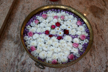 Flower decoration in big flower bass(flower pot) use in hotel lobby, marriage function, party.