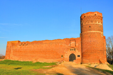 Zamek w Ciechanowie –  zbudowany na przełomie XIV i XV wieku przez księcia mazowieckiego...