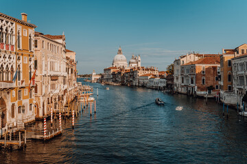 Ansicht von Grand Canal Venedig auf Basilica di Santa Maria