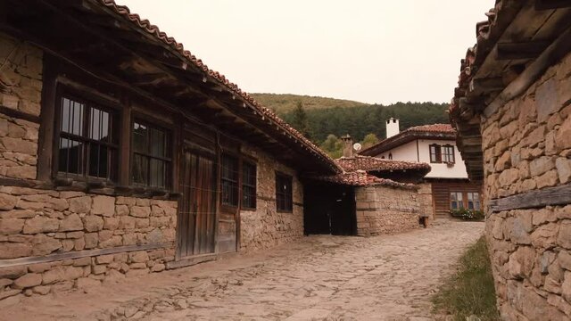 Walk through the streets of Zheravna