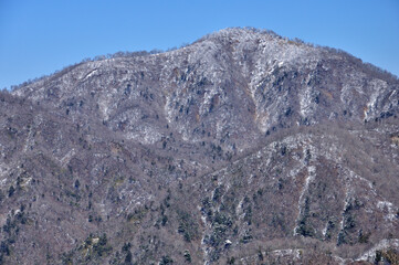 厳冬期の丹沢山地 鍋割山より檜洞丸を望む