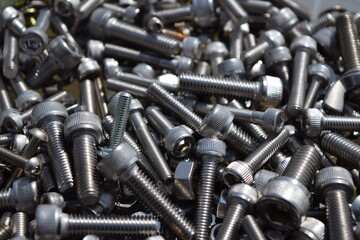 たくさんの各種ボルト・ネジ類