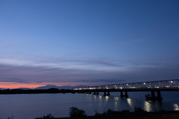 木曽川　濃尾大橋