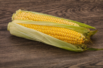 Vegan cuisine - Ripe sweet corn