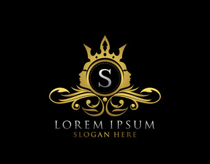 Royal Beauty Logo With S Letter. Luxury Gold Floral Badge With Beauty Woman Face Shape perfect for salon, spa, cosmetic, Boutique, Jewelry.