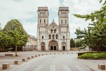 Fototapeta na wymiar Klosterkirche Sainte-Trinité in Caen die Hauptstadt des Département Calvados in der Normandie Frankreich
