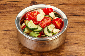 Salad with vegetables and mozzarlla