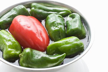 ピーマンとパプリカ