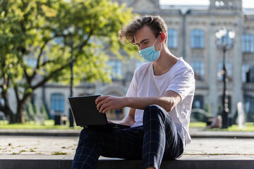 Student learning on university campus