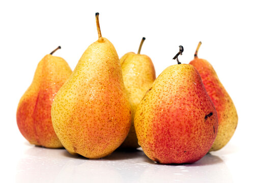 forelle red and yellow pears