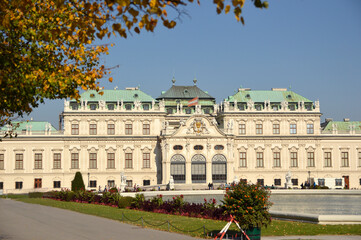 Naklejka premium Belvedere Palace in sunny autumn day, Vienna Austria