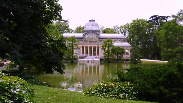 Palacio de cristal parque del retiro en Madrid