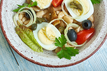 Big egg, bacon , bean salad