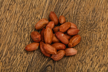 Raw peanut heap - for roast