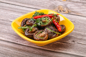 Marinated shiitake mushrooms with herbs