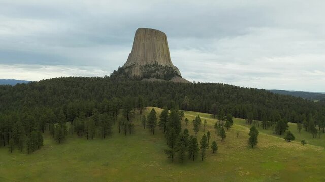 Aerial view flying towards Devils Tower in Wyoming 