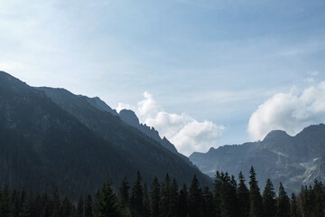 trail to the sea's eye