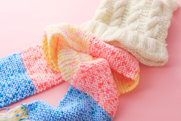 マフラーとニット帽