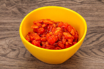 Baked kidney with tomato and pepper