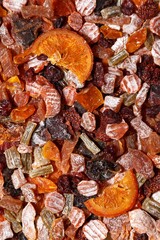 Candied fruits, vegetables and fruits.