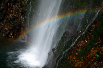 幕滝の虹