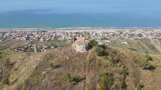 Baia Azzurra-Levagnole (CE) in 4k dal drone. Ripresa fatta con DJI Mavic air 2