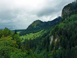 Fototapeta na wymiar view of the mountains in Munich, Germany