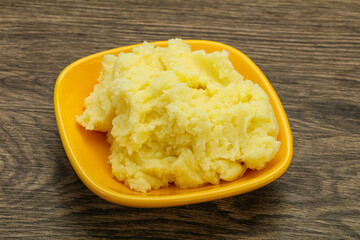 Mashed potato in the bowl