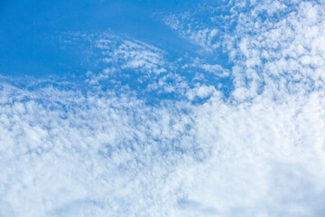 Obraz premium Picturesque textured clouds in the sky at the daytime