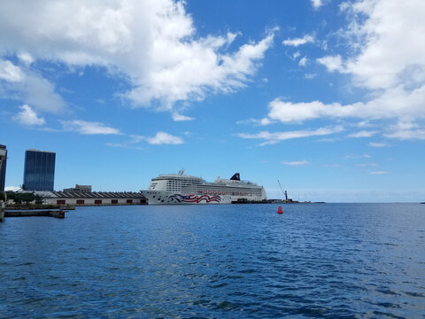Cruise ship docked in Honolulu Harbor