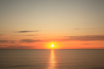 水平線と日の出