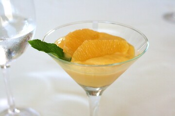 Postre de naranja a la menta