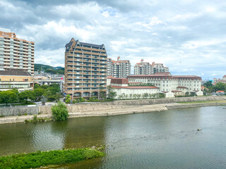 宝塚　武庫川の風景