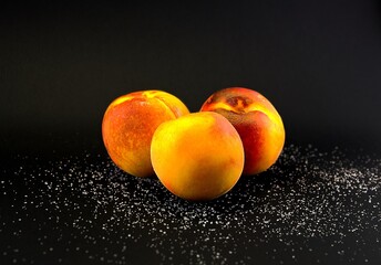 DURAZNOS UNA FRUTA MUY JUGOSA Y DELICIOSA DEL TROPICO