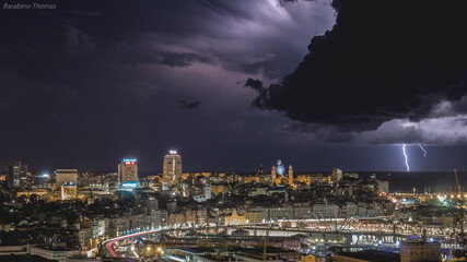 Obraz premium Fulmini a Genova