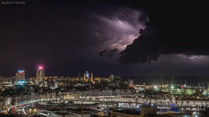 Obraz premium Fulmini a Genova