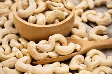 cashew nuts in a bowl
