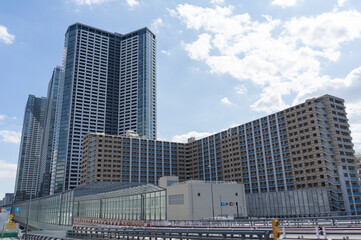 東京　隅田川を渡った環状2号線の風景