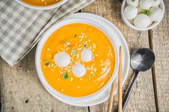 Korean pumpkin soup Hobak juk