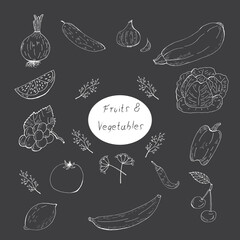 Drawn vegetables and fruits doodles. chalked vegetables and fruits on blackboard collection